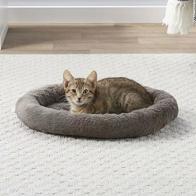 Frisco Self Warming Bolster Round Cat Bed 3 Frisco Self Warming Bolster Round Cat Bed
