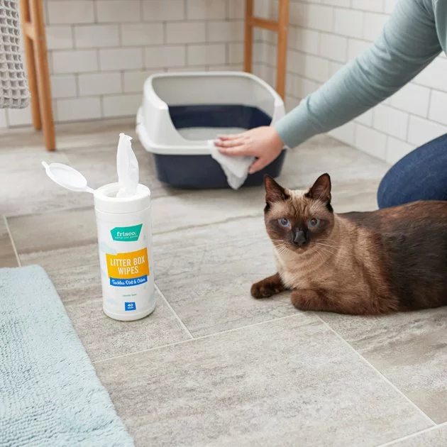 Frisco Litter Box Cleaning Wipes, 40 count 5 Frisco Litter Box Cleaning Wipes, 40 count - Image 3