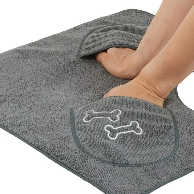 Frisco Embroidered Pawprint Microfiber Dog Bath Cape Towel 6 Frisco Embroidered Pawprint Microfiber Dog Bath Cape Towel - Image 4