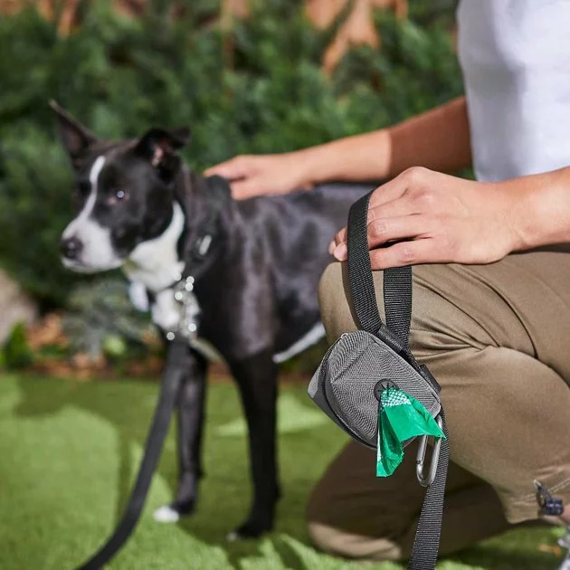 Ubbi||Frisco Ubbi On-The-Go Wipes Dispenser + Frisco Dog Poop Bags with Fabric Dispenser, 30 count, Gray 11 Ubbi||Frisco Ubbi On-The-Go Wipes Dispenser + Frisco Dog Poop Bags with Fabric Dispenser, 30 count, Gray - Image 9