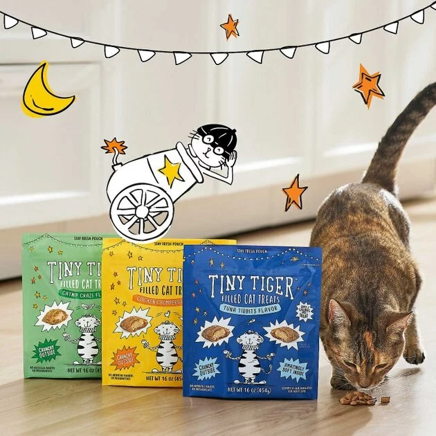 Goody Box||Frisco Goody Box Retro Toys & Treats + Frisco Multi-Cat Unscented Clumping Clay Cat Litter 7 Goody Box||Frisco Goody Box Retro Toys & Treats + Frisco Multi-Cat Unscented Clumping Clay Cat Litter - Image 5